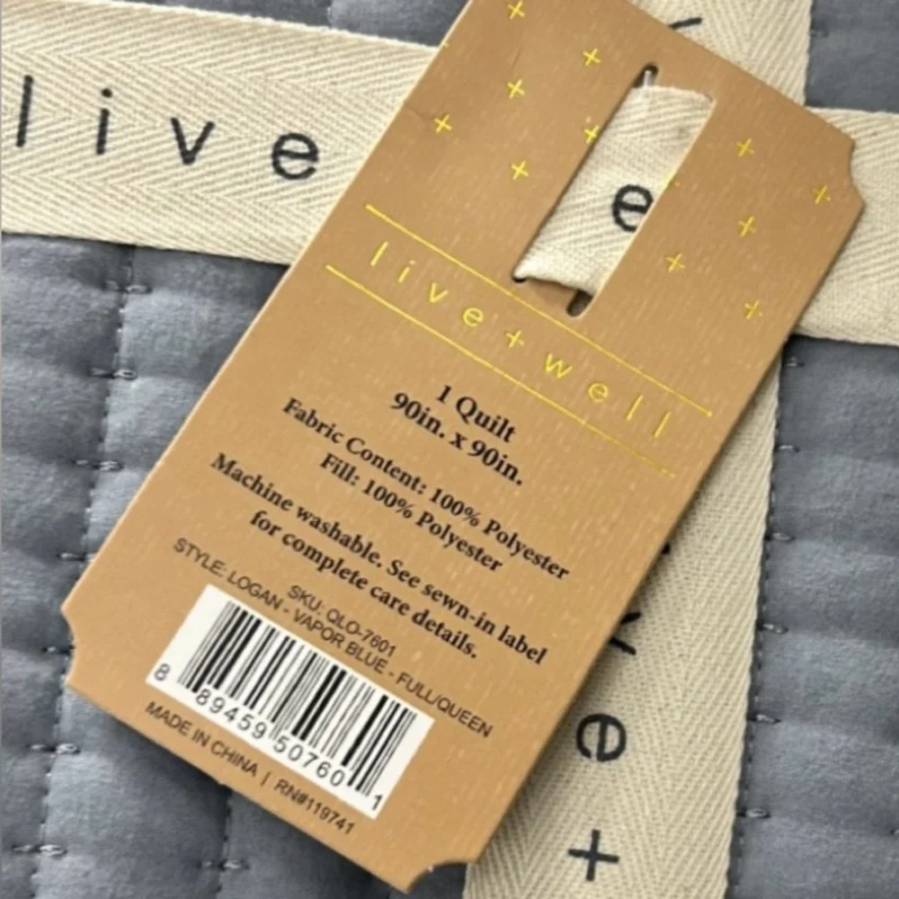 Live Well Full/Queen Blue Quilt 90”x90” New 100% Polyester